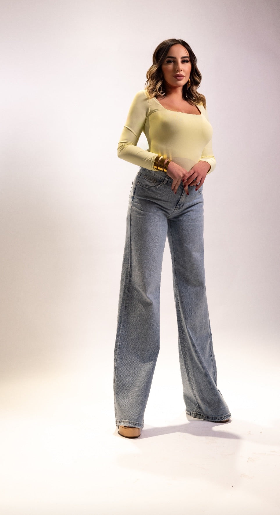 Body in lycra Miami Giallo