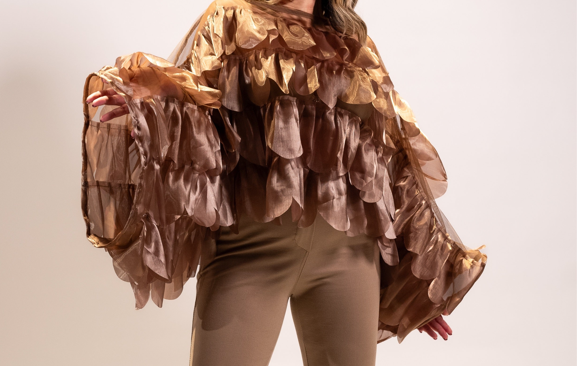 Blusa kim laminata oro