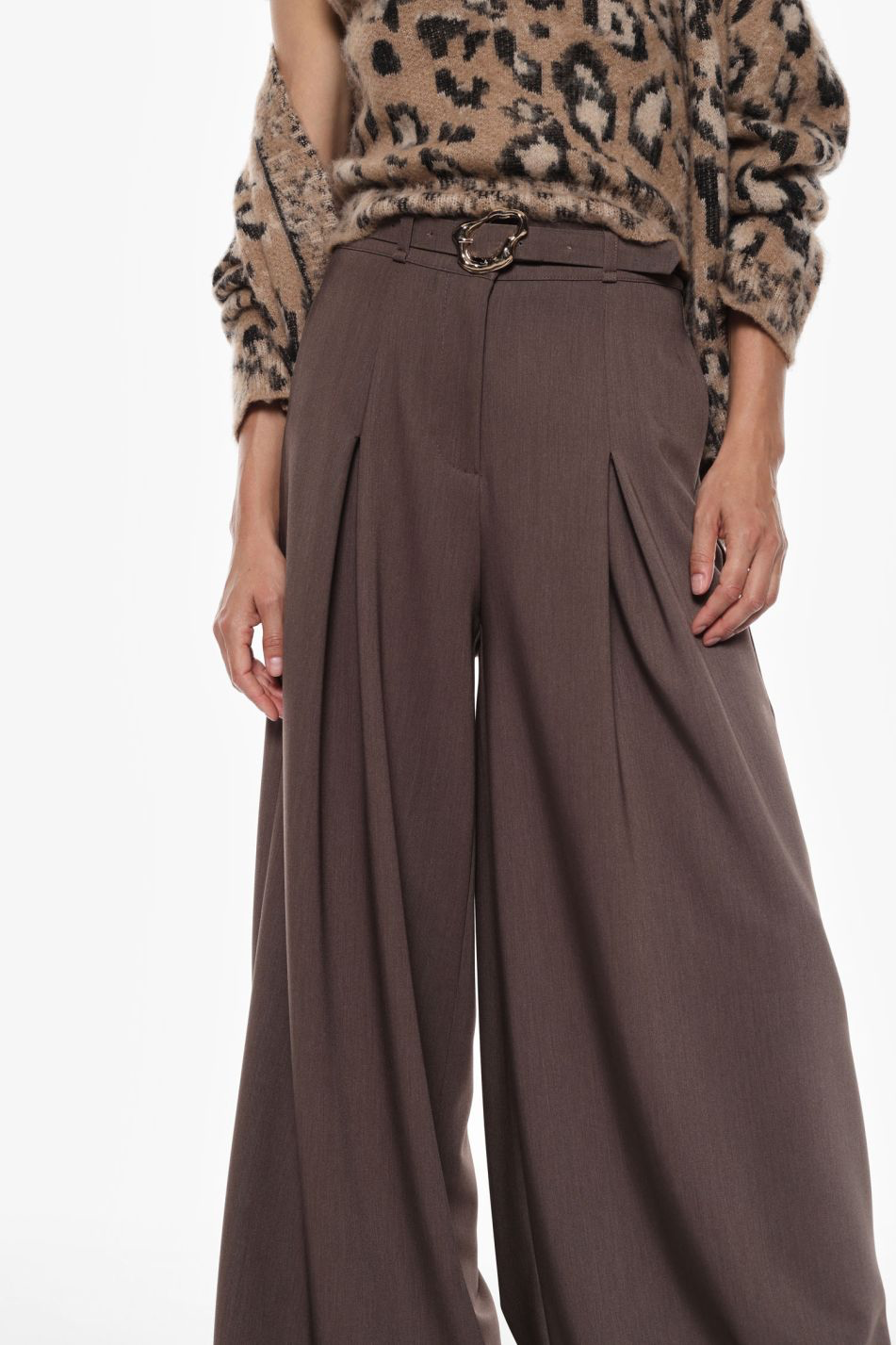 PANTALONI IMPERIAL AMPI A VITA ALTA CON CINTURA DECORATIVA